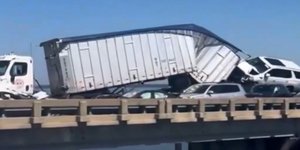 Απίστευτη Καραμπόλα 50 οχημάτων στην Ν. Καρολίνα 