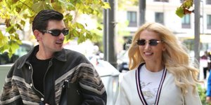 Κωνσταντίνα Σπυροπούλου: Η φθινοπωρινή ζακέτα που απογειώνει το casual chic