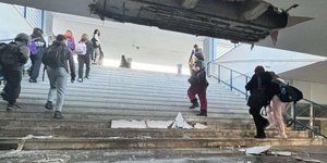 - Κατέρρευσε τμήμα οροφής σε ανακαινισμένο Λύκειο στο Νέο Ηράκλειο - Athena Likouressi Facebook