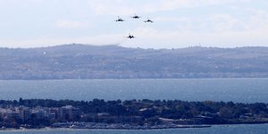 Δοκιμαστικές διελεύσεις πολεμικών αεροσκαφών στον ουρανό της Θεσσαλονίκης