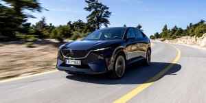 Mazda CX-6e