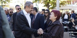 Ο Κυριάκος Μητσοτάκης σε περιοδεία στην Πιερία