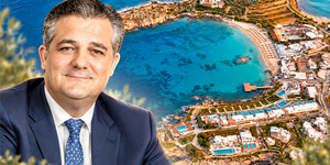 Ο Γιάννης Παπαλέκας και το νέο ξενοδοχείο στη Μύκονο © https://brec.ro/ioannis-papalekas/hotelsbarriere.com/en/collection-fouquet-s/mykonos