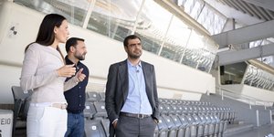 Ο Παύλος Μαρινάκης κατά την επίσκεψή του στο ΟΑΚΑ
