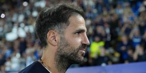 Ο Σεσκ Φάμπρεγας στον πάγκο της Κόμο