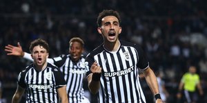 Ο Μιχαηλίδης λίγο μετά το γκολ του κόντρα στον Ηρακλή