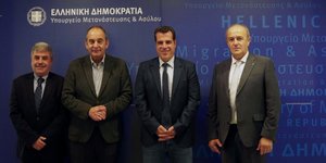 Συνάντηση του Θάνου Πλεύρη για το μεταναστευτικό στην Κρήτη 