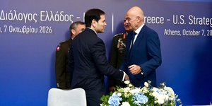 Ο Μάρκο Ρούμπιο με τον Νίκο Δένδια