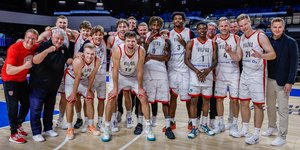 Η αντίπαλος της ΑΕΚ στην πρεμιέρα της στο Basketball Champions League, Σαλόν Βίλπας