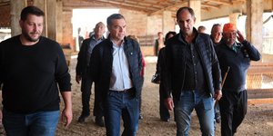 Τσίπρας από Καρδίτσα: Τα λεφτά θα τα βρούμε στην εντιμότητά μας