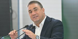 Ο Κώστας Τσουκαλάς 