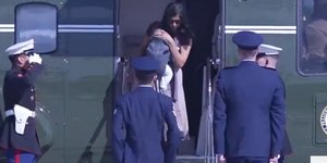 Η Ούσα Βανς γλίστρησε βγαίνοντας από το ελικόπτερο με το νεογέννητο παιδί της