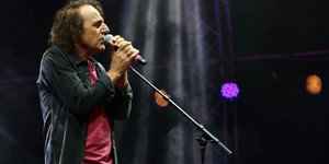 Vasilis Papakonstantinou