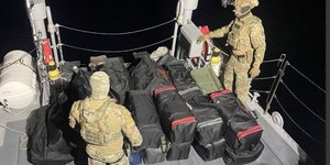 Το Λιμενικό κατέσχεσε 360 κιλά κάνναβης σε ιστιοφόρο ανοιχτά της Χίου