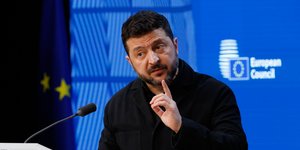 Ο Βολόντιμιρ Ζελένσκι σε συνέντευξη Τύπου στην ΕΕ