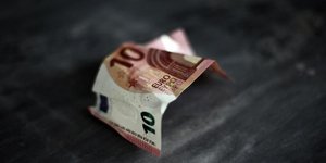 Ερχονται αλλαγές στην πάγια ρύθμιση οφειλών (SOOC/ ΜΕΝΕΛΑΟΣ ΜΥΡΙΛΛΑΣ)