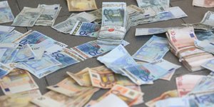 Θαύμα! Εγιναν πιο πλούσιοι οι Ελληνες πέρυσι -Πώς προκύπτει η «μαγική» εικόνα