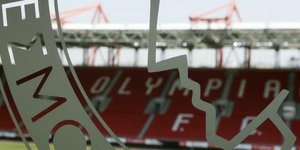 Ο Ερασιτέχνης Ολυμπιακός έκανε επίθεση στον Βασίλη Μιχαλολιάκο