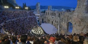 Με κριτήρια τον σεβασμό στο μνημείο την εξασφάλιση ποιότητας και ποικιλίας του θεάματος