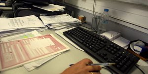 «Γολγοθάς» για τους φορολογούμενους ως το τέλος του χρόνου -Φόροι 3