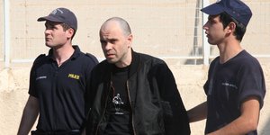 Μαζιώτης και Ρούπα επανεμφανίστηκαν με κείμενο για τη Χρυσή Αυγή και τη δολοφονί