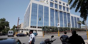 Επίθεση με μολότοφ στο κτίριο του ΣΚΑΪ