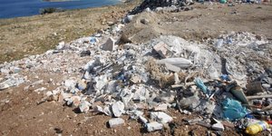 Απειλούν τη δημόσια υγεία