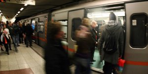 Εως την «Εθνική Αμυνα» το σαββατοκύριακο το Μετρό -Πώς θα εξυπηρετούνται οι επιβ