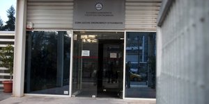 «Βαραίνουν» και «μυρίζουν» οι φάκελοι του ΣΔΟΕ -Λαβράκια στις έρευνες για 300 αι