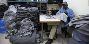 Στο φουλ μηχανές και πατρόν