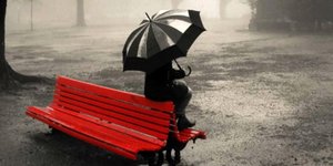 Με ομπρέλες και την Κυριακή -Σε ποιες περιοχές θα βρέξει 