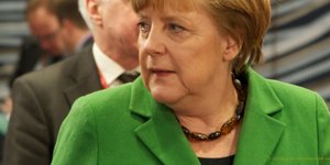 Η Μέρκελ μπλοκάρει ένα νέο πακέτο βοήθειας προς την Ελλάδα -Οχι πριν από τις Ευρ