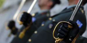 Το τελικό σχέδιο για τα αναδρομικά και τις αυξήσεις των ενστόλων -Συμψηφισμοί κα