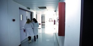 «Κοπανατζήδες» και οι γιατροί -Εφημερίες νοσοκομείων χωρίς βασικές ειδικότητες