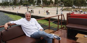 Κοκτέιλ από τα χεράκια του Ομπράντοβιτς – Θέλει να ανοίξει μπιτς μπαρ στην Ελλάδ