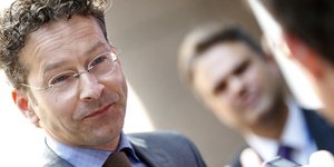 Nέες θυσίες ζητά ο Ντάισελμπλουμ -«Οι υπουργοί Οικονομικών της Ευρωζώνης αρχίζου
