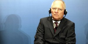 Ποιους τραπεζίτες και επιχειρηματίες είδε ο Σόιμπλε στην Αθήνα
