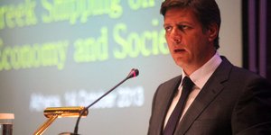 Τι απαντά ο Μιλτιάδης Βαρβιτσιώτης για την έξοδό του σε νυχτερινό μαγαζί