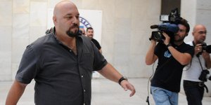Παραληρεί ο Παναγιώταρος: Ο πρωθυπουργός θέλει να δει νεκρούς βουλευτές της ΧΑ