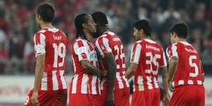 Δεν άντεξε ως το τέλος ο Ολυμπιακός -Ηττα από την Παρί με 2-1 στο 90' 