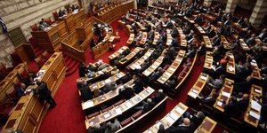 Ψηφίστηκε επί της αρχής το αντιρατσιστικό νομοσχέδιο
