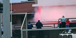 Επεισόδια στην Κρήτη -Οπαδοί του Ολυμπιακού με την Αστυνομία πριν το ματς με τον ΟΦΗ