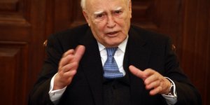 Παπούλιας: Εχουν ξεπεραστεί τα όρια αντοχής της ελληνικής κοινωνίας