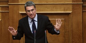 Λοβέρδος: Η συμπαράταξη με την «Ελιά» δεν σημαίνει προσχώρηση
