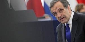 Καθημερινή: Το δίλημμα του Σαμαρά για ανασχηματισμό και εκλογές 