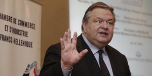 Βενιζέλος: Το ΠΑΣΟΚ δεν αυτοδιαλύεται και απαιτεί σεβασμό