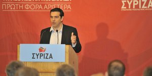 Τσίπρας: Σαμαράς και Βενιζέλος εξυπηρετούν τα συμφέροντα του καρτέλ γάλακτος