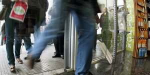 Σύνθημα: Ο φαρμακοποιός σας είναι στη διάθεσή σας