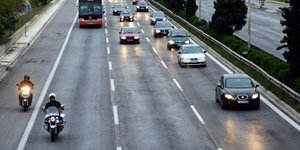 Στα ΚΕΠ θα γίνεται πλέον η έκδοση και μεταβίβαση άδειας κυκλοφορίας αυτοκινήτων
