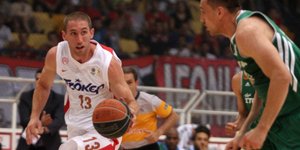 Επίδειξη δύναμης από τον Ολυμπιακό -Νίκησε τον Παναθηναϊκό (89-64)